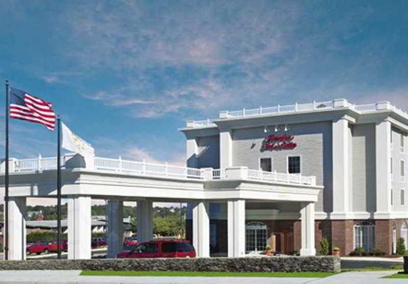 Hampton Inn & Suites Middletown Exterior photo